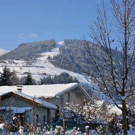 Apartment Low Budget Studio Leif By Ged Zell am See