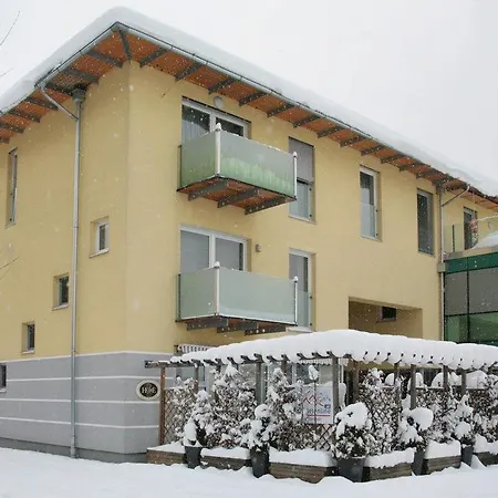 Low Budget Studio Leif By Ged Apartment