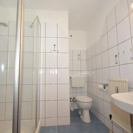 Low Budget Studio Leif By Ged Apartment